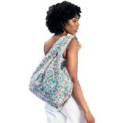 kind-bag-london-medium-reusable-bag---meadow-flowers-pink-34384927