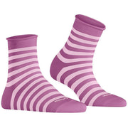 Burlington Swansea Short Socks - Peony Pink