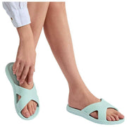 Totes SOLBOUNCE Bounce Cross Strap Sliders - Mint Green